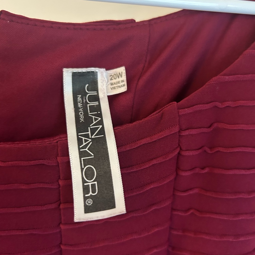 Julian Taylor Burgundy Long Sleeve Dress - Picture 4 of 7